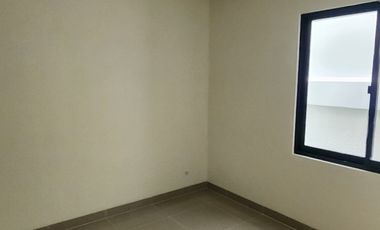 Rumah di Cluster Baru Gading Serpong Lokasi Terbaik Harga 2,7 Milyar 3 Lantai