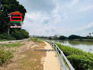 ที่ดินเปล่า ติดแม่น้ำเจ้าพระยา ถนนบ้านน้ำวน เนื้อที่ 3-0-92.6 ไร่ ถนนทางหลวงหมายเลข 3501 ตำบลป่าโมก อำเภอป่าโมก จังหวัดอ่างทอง