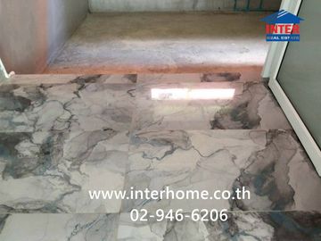 Three-story commercial building, 43 sq.wa., located on Soi Rangsit-Nakhon Nayok 56, Lam Luk Ka Road, Rangsit-Nakhon Nayok Road, Lam Luk Ka, Pathum Tha