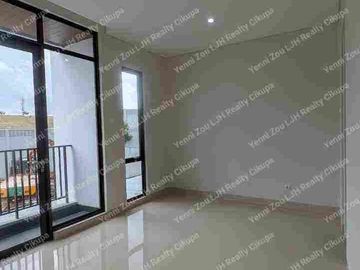 ​DIJUAL: Rumah Cantik Minimalis Modern 2 Lantai di Paramount Petals