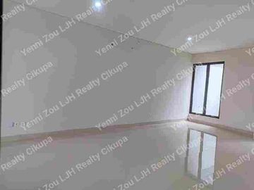 ​DIJUAL: Rumah Cantik Minimalis Modern 2 Lantai di Paramount Petals