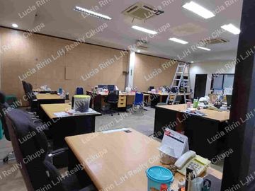 Dijual/Sewa Gudang Gandeng dan Kantor Area Strategis