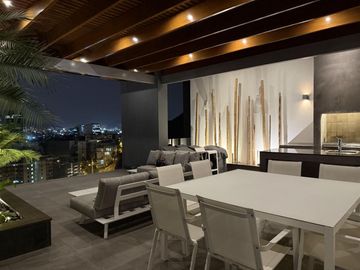 Vendo amplio penthouse en la mejor zona de Surco
