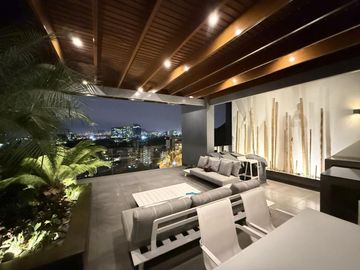 Vendo amplio penthouse en la mejor zona de Surco