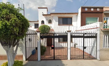 CASA EN VENTA EN REMATE EN NEZAHUALCOYOTL SM