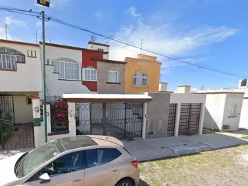 CASA EN VENTA LISTA PARA ESCRITURAR $1,090,0000 QUERETARO