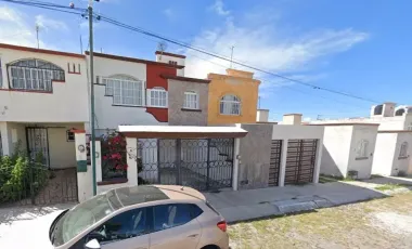 CASA EN VENTA LISTA PARA ESCRITURAR $1,090,0000 QUERETARO