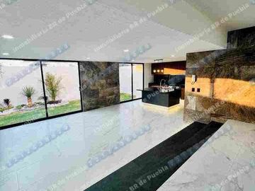 VENTA DE CASA
PARQUE ANÁHUAC 
LOMAS DE ANGELÓPOLIS III