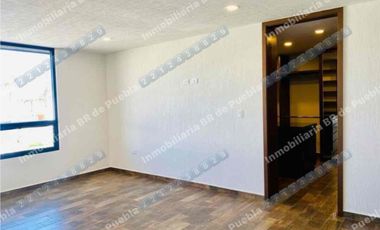 VENTA DE CASA
PARQUE SONORA
LOMAS DE ANGELÓPOLIS III