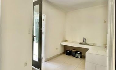 Rumah Cantik 2 Lt Siap Huni di Summarecon Cluster Amanda