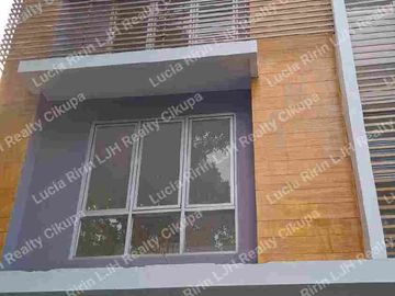 Jual/Sewa Ruko Bizlink 3 lantai Hook