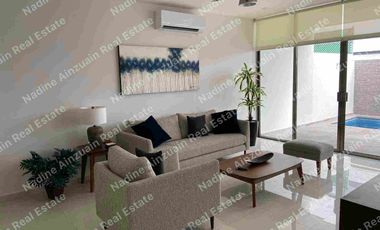 SE RENTA CASA AMUEBLADA Y EQUIPADA UBICADA EN RESIDENCIAL AQUA CANCÚN  3 RECÁMARAS, ALBERCA PRIVADA, 2 CASAS CLUB CON AMENIDADES. SEGURIDAD 24 HORAS
