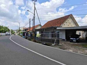 Dijual tanah bonus bangunan. di jalan Radio/Kampus Palembang