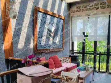 Jual Rumah 3 lantai Citra Raya
