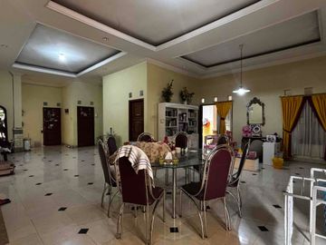 Dijual rumah dekat kampus Undip Tembalang dan pintu tol Banyumanik Semarang
