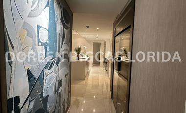FOR SALE: 2 Bedroom Parklane Suite 141sqm Condo Unit - Gardencourt Residences