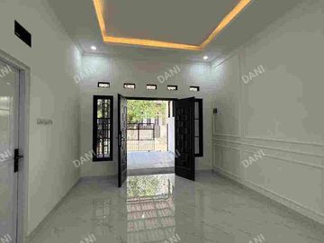 JUAL RUMAH KLASIK MODERN DI PHR SUMMARECON BEKASI