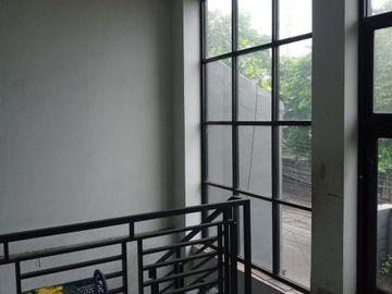 Ruko 2LANTAI Lokasi sangat strategis  DI PURI DAGO , ANTAPANI BANDUNG KOTA