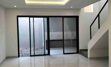 DIJUAL RUMAH BARU GRESS MINIMALIS DEKAT UBAYA