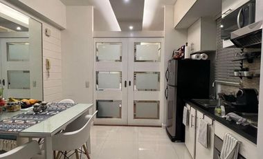Vibrant 1 Bedroom Corner Unit for Sale in The Columns Legazpi Village, Makati City