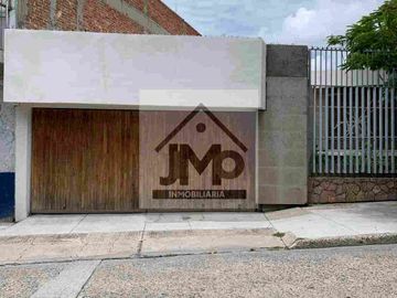 VENTA DE CASA DE UNA PLANTA