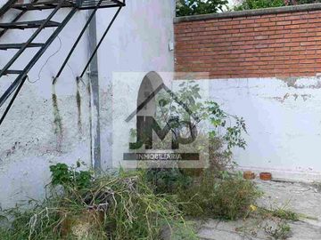 VENTA DE CASA DE UNA PLANTA