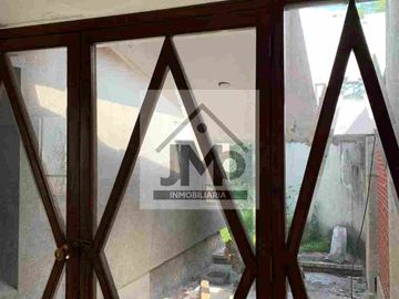 VENTA DE CASA DE UNA PLANTA