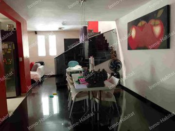 CASA EN VENTA EN PUERTA DE ANAHUAC,  ESCOBEDO,  N.L.
