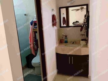 CASA EN VENTA EN PUERTA DE ANAHUAC,  ESCOBEDO,  N.L.