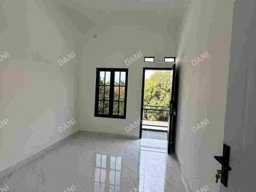 DIJUAL RUMAH BARU LUAS 158M² DI SUMMARECON BEKASI