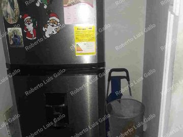 Vendo casa 2o. piso con garaje en manrique oriental cerca al parque Gaitán
