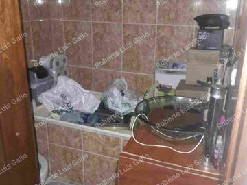 Vendo casa 2o. piso con garaje en manrique oriental cerca al parque Gaitán