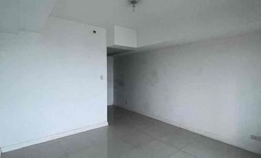 2 Bedroom for Sale in One Rockwell West!!!