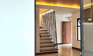 For Sale 3-Bedroom House and Lot Muntinlupa City -  R0515