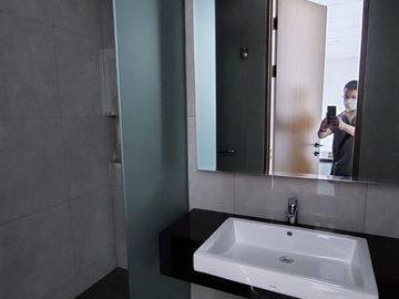 Dijual SOHO HQuarter Business Lokasi Strategis di Jl. Asia Afrika Pusat Kota Bandung
