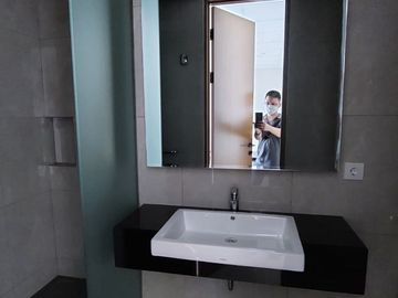 Dijual SOHO HQuarter Business Lokasi Strategis di Jl. Asia Afrika Pusat Kota Bandung