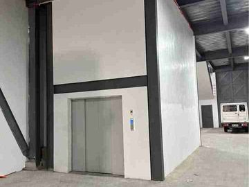 1000sqm Warehouse with Industrial Elevator For Rent at San Juan Taytay Rizal