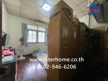Land with a single-story house, 73 square wah, located on Soi Phetkasem 114, แยก 5, Phetkasem Road, Phutthamonthon Sai 4 Road, Nong Khaem District, Ba