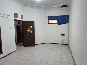 Rumah 2 Lantai Rungkut Surabaya - RM066APD