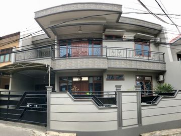 Dijual Rumah Luas Siap Huni di jati cempaka Bekasi