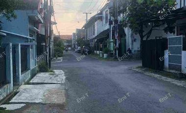 Rumah 2 lantai dengan balkon di Margahayu Buah Batu Bandung