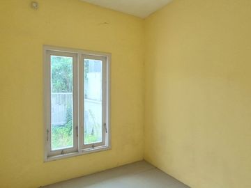 Rumah 1.5 Lantai Rungkut Surabaya – RM106APD