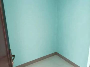 Rumah siap huni dekat Manyar tirtomoyo