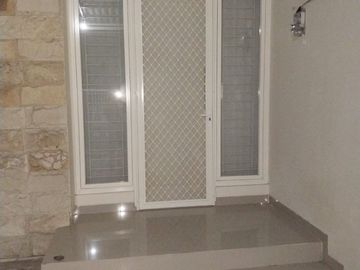 Rumah 2 Lantai Rungkut Surabaya – RM093APD