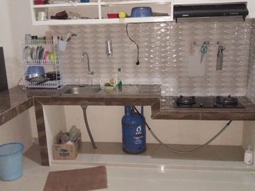Rumah 2 Lantai Rungkut Surabaya – RM093APD