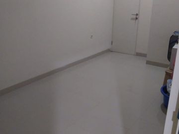 Rumah 2 Lantai Rungkut Surabaya – RM093APD