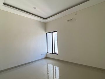 RUMAH DEKAT YAKAYA,RUNGKUT MAPAN TENGAH SURABAYA