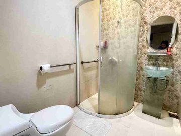 DIJUAL RUMAH MEWAH SIAP HUNI 2 LANTAI DI PURI SRIWEDARI ALTERNATIVE CIBUBUR