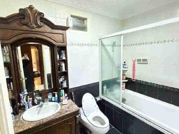 DIJUAL RUMAH MEWAH SIAP HUNI 2 LANTAI DI PURI SRIWEDARI ALTERNATIVE CIBUBUR