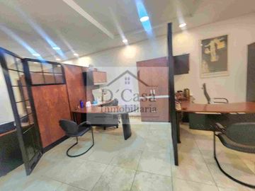 Ordoñez Lasso Rento Oficinas en Cuenca 90m2 un garaje